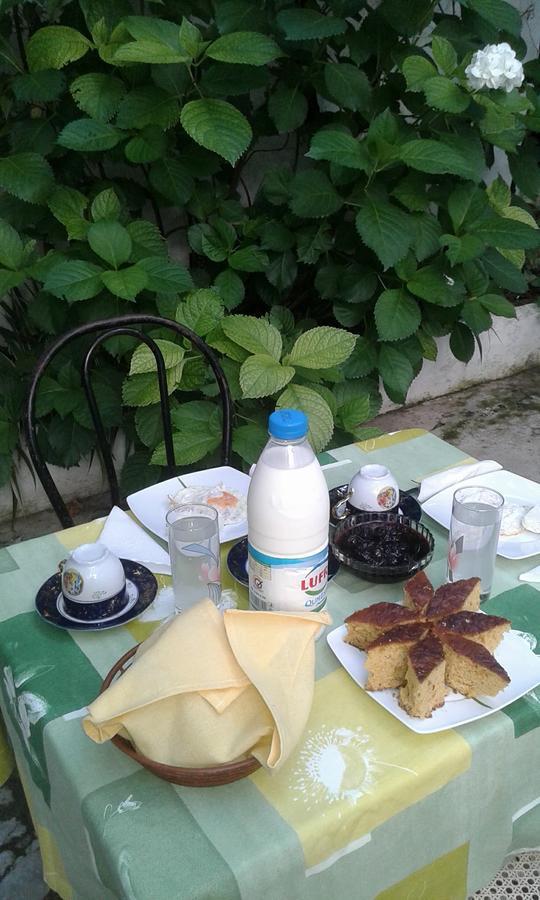Vrenjo Guesthouse Гирокастра Экстерьер фото